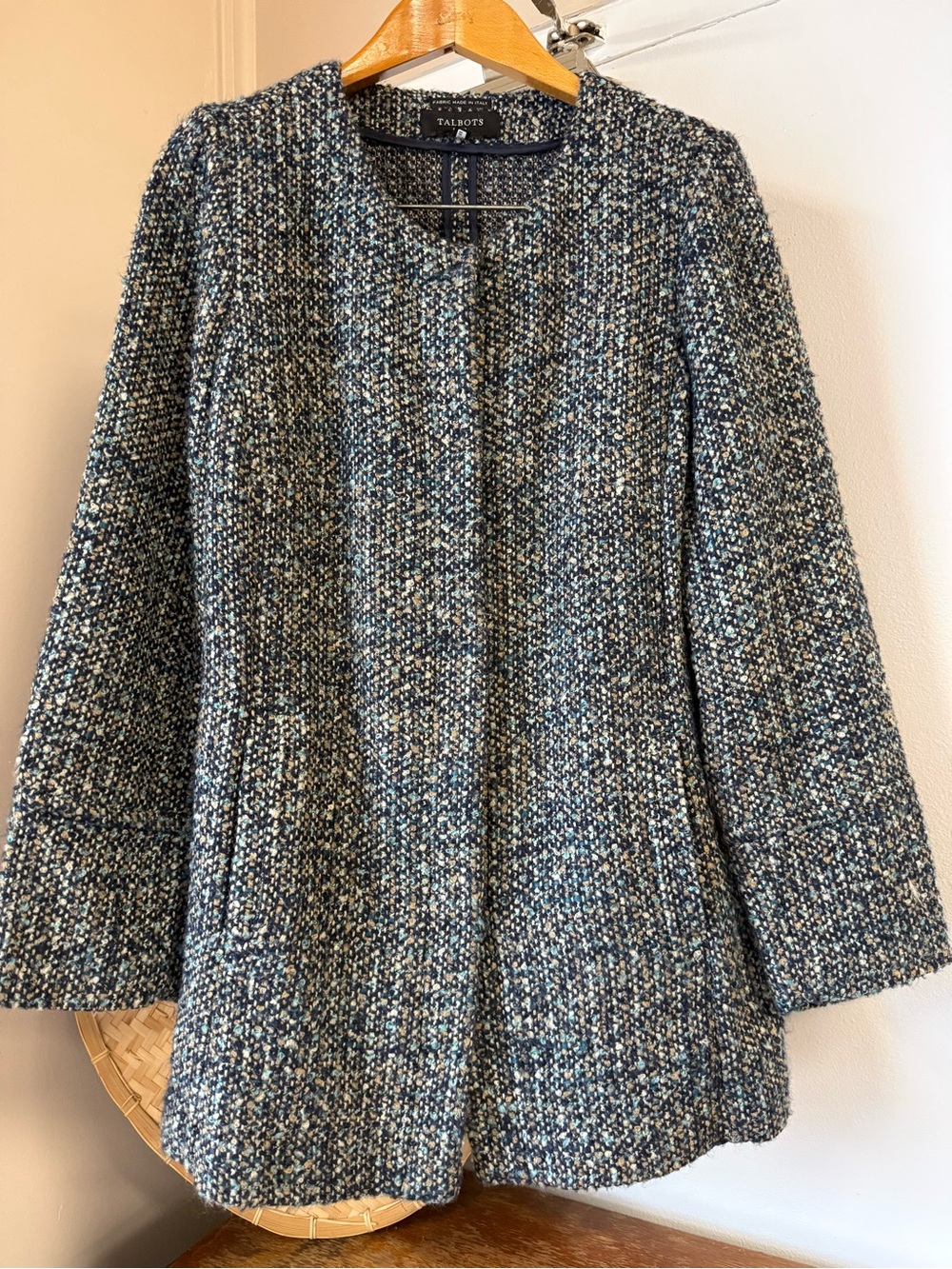 Talbots Petites Bouclé Tweed Jacket Size 12P Blues & Tans